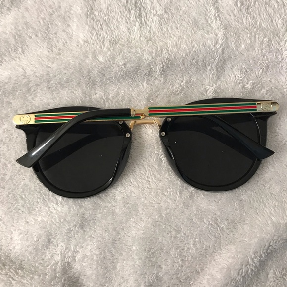 Ladies Sunglasses - Picture 2 of 2